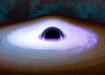 Astronomlar İlk Kez Bir Kara Deliğin Koronasının Şeklini HaritalandırdıÇeviri 