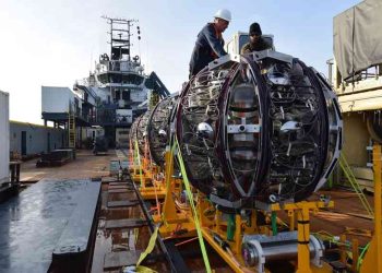 Bilim İnsanları Akdeniz’de Nötrino Teleskopları İnşa EdiyorÇeviri 