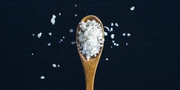 Bir Gram Tuz, Milyonlarca Kalp Krizini EngelleyebilirÇeviri 