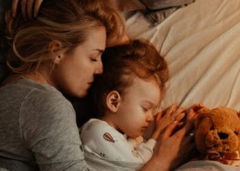 Yatağınızı Paylaşmak Sağlığınızı Önemli Ölçüde EtkileyebilirÇeviri 